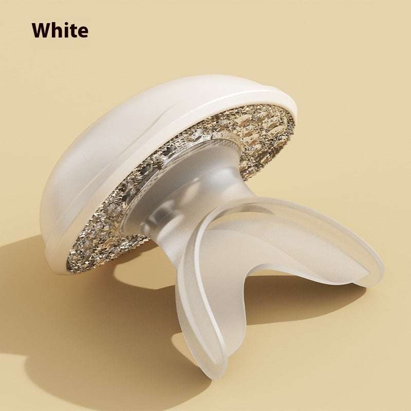 Elynoura™ LumiLips Rejuvenator